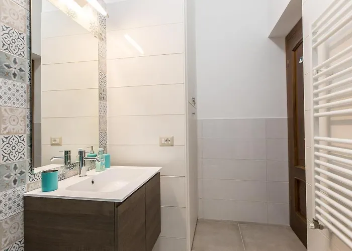 Saint Peter Prestigious By In