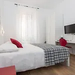 Saint Peter Prestigious By In